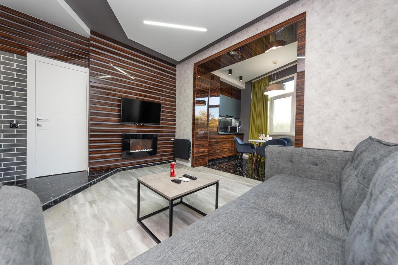 Luxury Apartments Arena Guliver Kiev Buitenkant foto