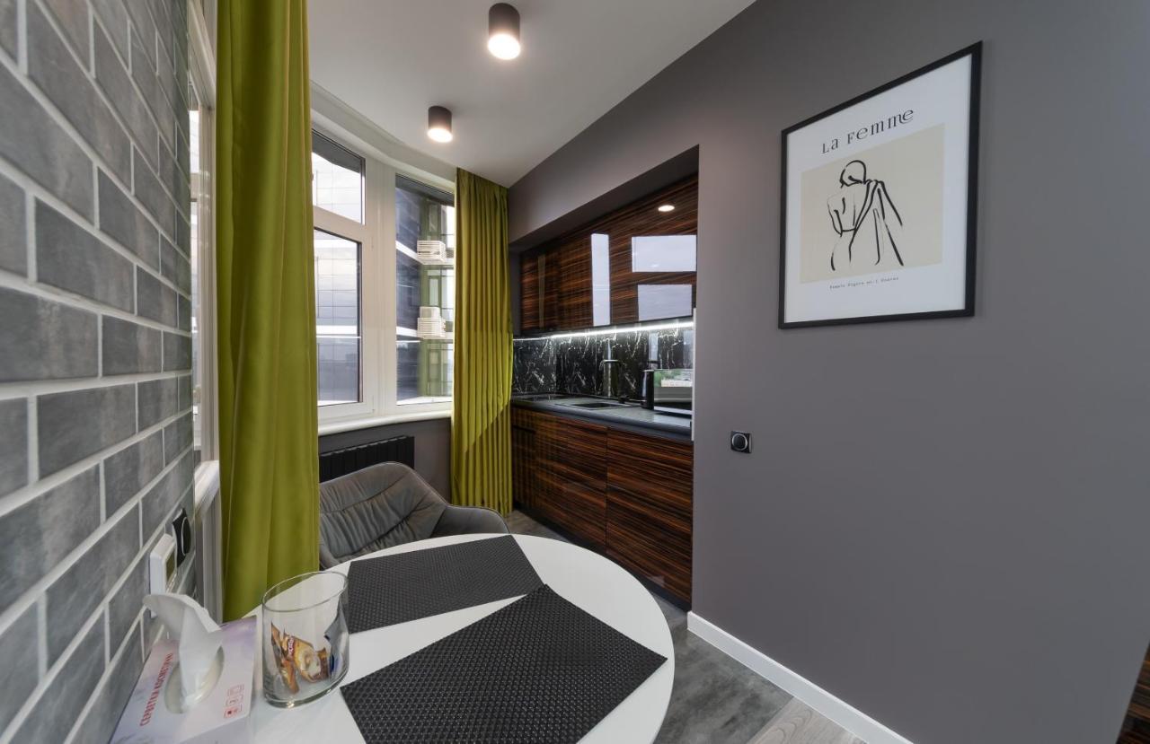 Luxury Apartments Arena Guliver Kiev Buitenkant foto