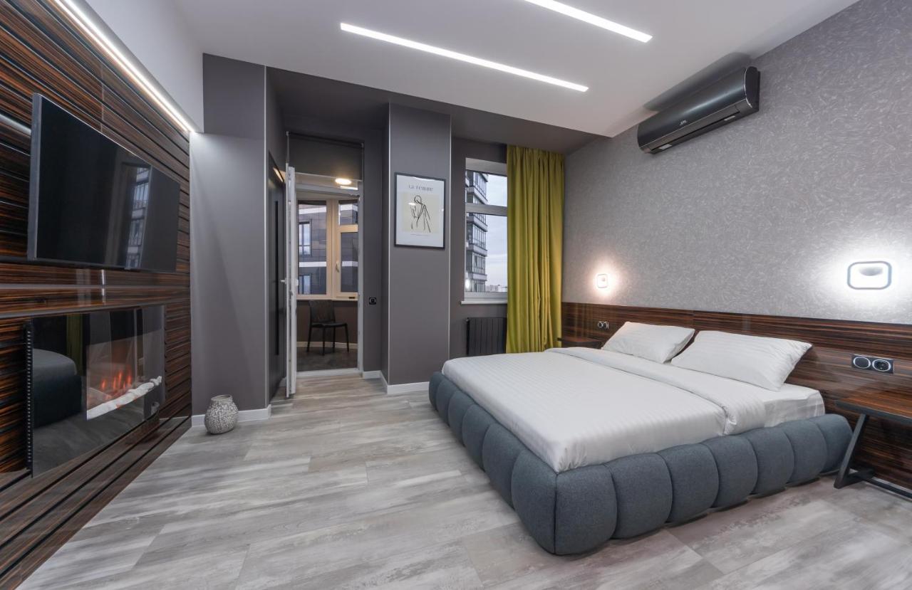 Luxury Apartments Arena Guliver Kiev Buitenkant foto