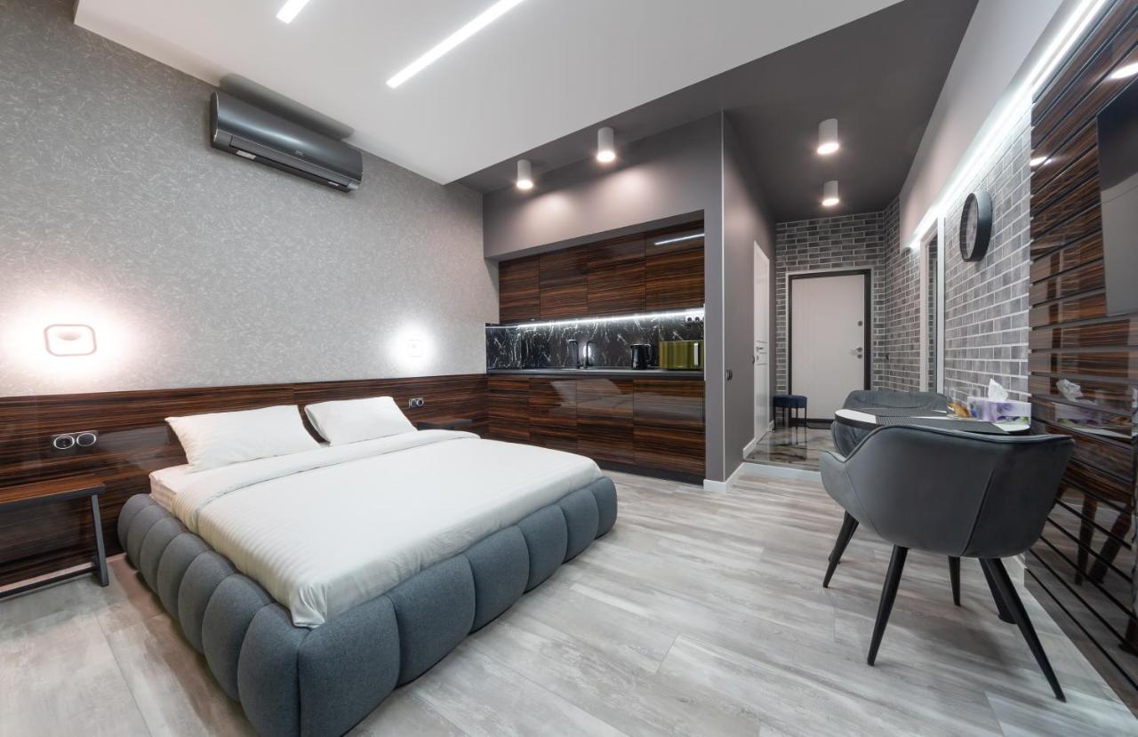 Luxury Apartments Arena Guliver Kiev Buitenkant foto