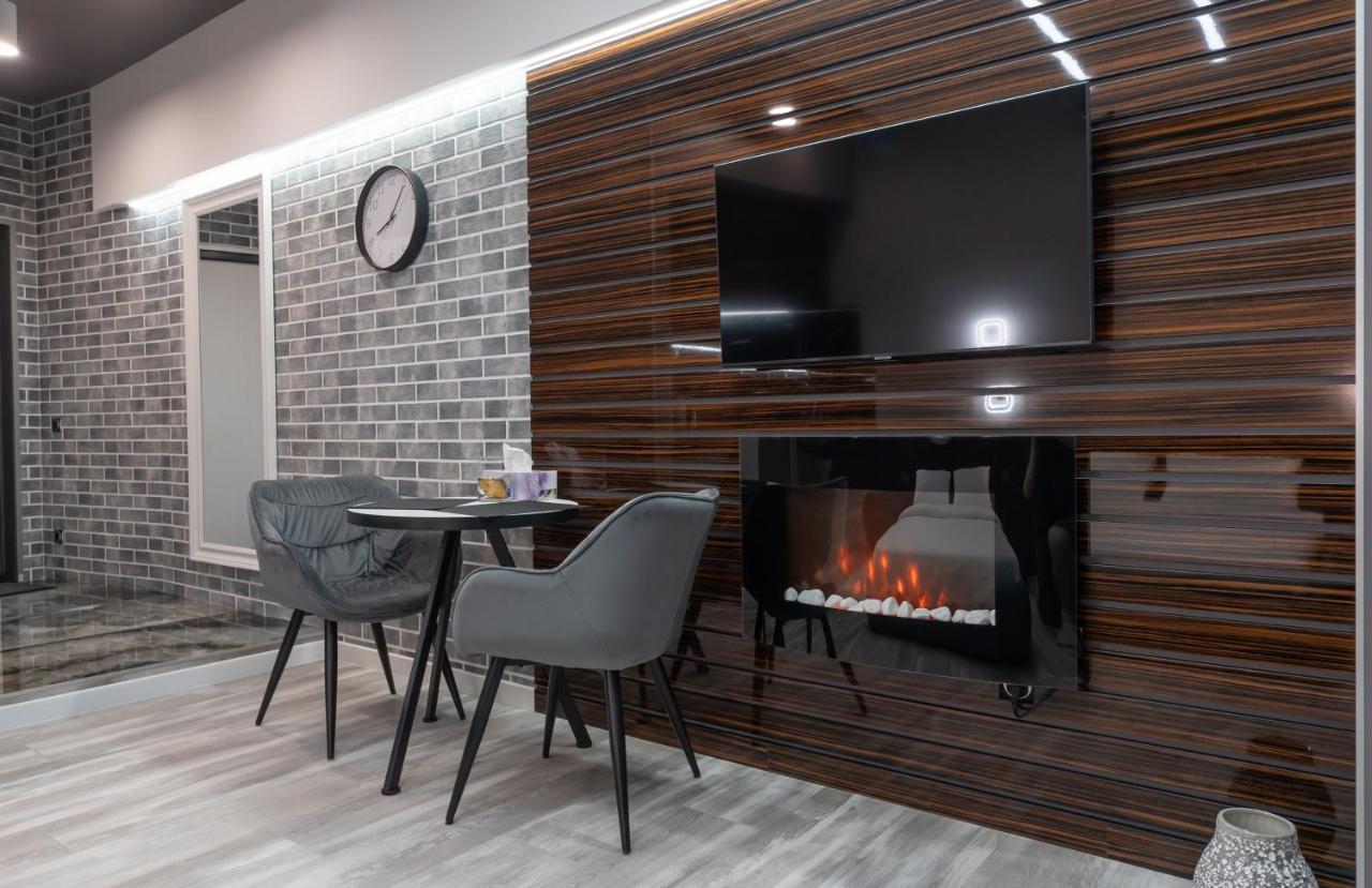 Luxury Apartments Arena Guliver Kiev Buitenkant foto