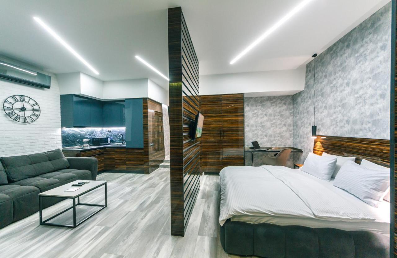 Luxury Apartments Arena Guliver Kiev Buitenkant foto