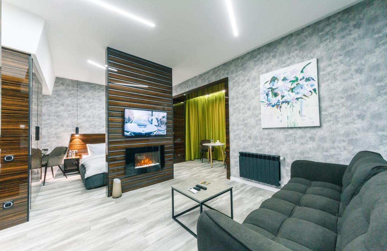Luxury Apartments Arena Guliver Kiev Buitenkant foto
