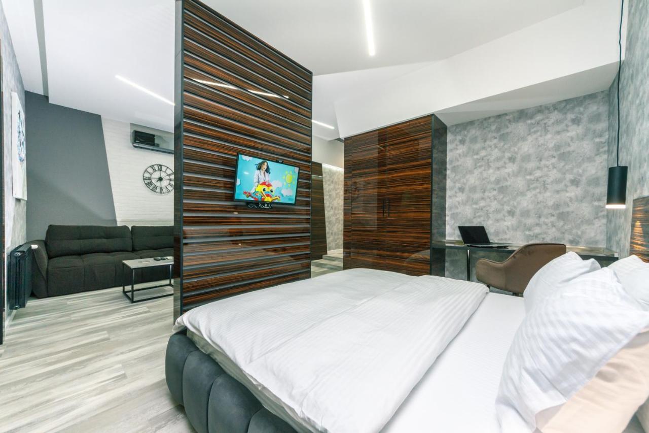 Luxury Apartments Arena Guliver Kiev Buitenkant foto
