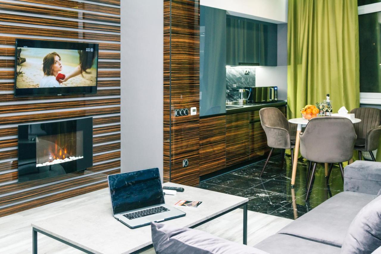 Luxury Apartments Arena Guliver Kiev Buitenkant foto