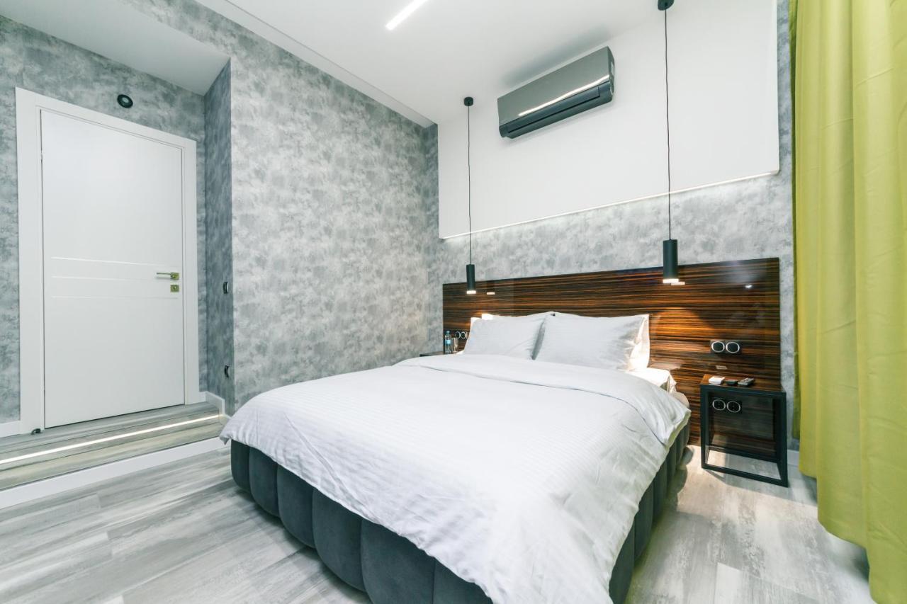 Luxury Apartments Arena Guliver Kiev Buitenkant foto